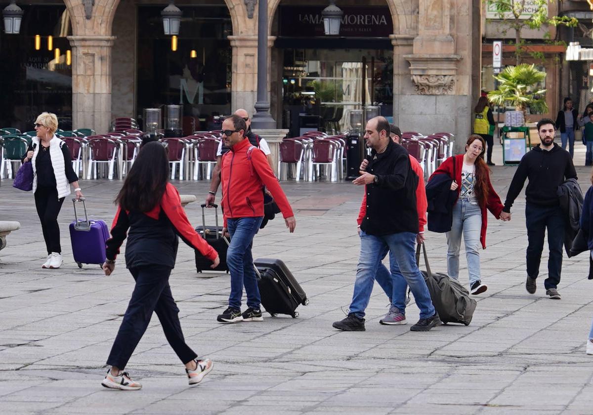 Estos Son Los Dos Puentes Festivos En Castilla Y Le N Para Hacer Una